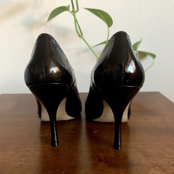 Jones New York Dark Chocolate Brown Patent Leather Peep Toe Pump Size 5 NWT - Picture 9 of 11